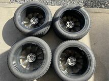 バリ山 美品 2022年製造 ヨコハマiceguard iG60 スタッドレス 235/50R18とSCHNEIDER STAG 18x8J+35 4本セット_画像2