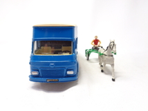 DINKY TOYS 571 TRANSPORT SAVIEM DE CHEVAUX DE COURSES ディンキー トランスポート サヴィエム 競走馬 （箱付）_画像3