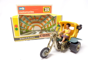 BRITAINS 9674 CHOPPER TRIKE WITH CANOPY ブリテン チョッパー トライク ウイズ キャノピー （箱付）送料別