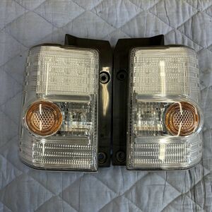 ★DAIHATSU ダイハツ ムーヴコンテカスタム(L575S) 後期 純正 LED テールライト 左右★121402F