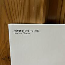 【新品未使用】Apple 純正 レザースリーブ 16インチ MacBook Pro 用 ミッドナイトブルー マックブック用 パソコンケース 保護 ケース_画像3