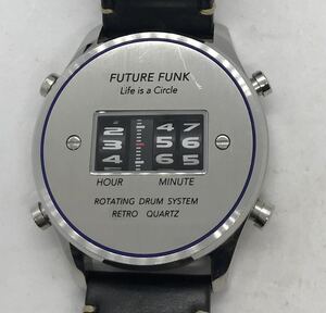127-0064 FUTURE FUNK 腕時計 革ベルト ブラック 電池切れ 動作未確認
