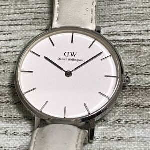 157-0416 Daniel Wellington ダニエルウェリントン クラシック B32S1 レザーベルト ホワイト 電池切れ 動作未確認