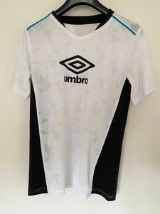 umbro シャツ　Sサイズ　身長165センチ