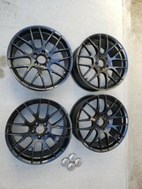 18インチ8J Et45 5穴 PCD112 ハブ径66.5mm メルセデス、BMW他　ゴルフ6で使ってました_画像1