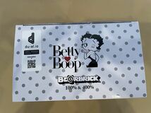 新品 BE@RBRICK Betty Boop(TM) BLACK & WHITE Ver. 100％ & 400％ MEDICOM TOY ベアブリック kaws カウズ BASQUIAT Keith Haring WARHOL_画像7