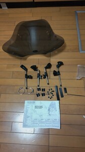 GIVI ユニバーサルスクリーン A650