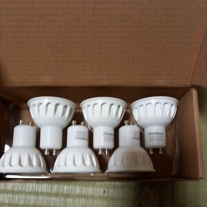 LED電球 6コ　セット　未使用　箱入り　送料520 led gu10 kakanuo ライト　照明　電気　