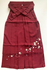 KIRUKIRU 着用可 リサイクル 袴 紐下95cm えんじに桜の刺繍 ヘラ付き 着付 和装 卒業式