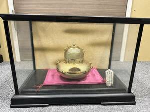 【AS 20574】1円スタート 天皇陛下御即位 五十年記念 黄金茶釜 「招福」 K24GP メッキ 純銀プレート付 ガラスケース入り 置物 現状品