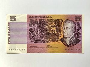 【希少品セール】オーストラリア 紙製 5ドル紙幣 223