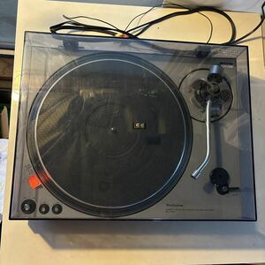 Technics SL-1700 ターンテーブル レコードプレーヤー　通電確認のみ