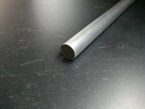 丸ムク棒　φ16㎜　鉄　磨き鋼　日本製　長さ約1000㎜　シーシーバー　DIY　スチール　材料　素材用　ムク棒　パーツ製作　