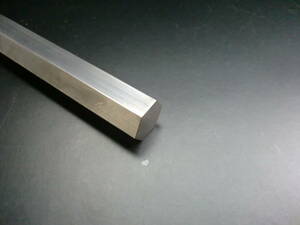 六角ムク棒　16㎜　鉄　磨き鋼　日本製　長さ約800㎜　シーシーバー　DIY　スチール　材料　素材用　六角ムク　加工材　パーツ製作　