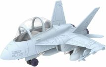 フリーダムモデルキット コンパクトシリーズ アメリカ海軍 F/A-18F スーパーホーネット 複座型 VFA-102 ダイアモンド_画像2
