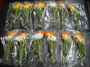 未使用　当時物　水中花　12個入り一箱　オレンジ・黄色の花　ガーベラ・かすみ草　昭和レトロ　
