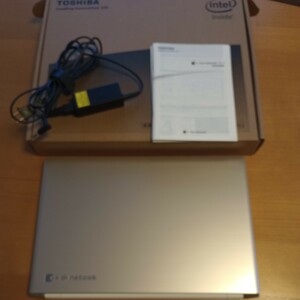 dynabook T65/GG TOSHIBA　ジャンク品