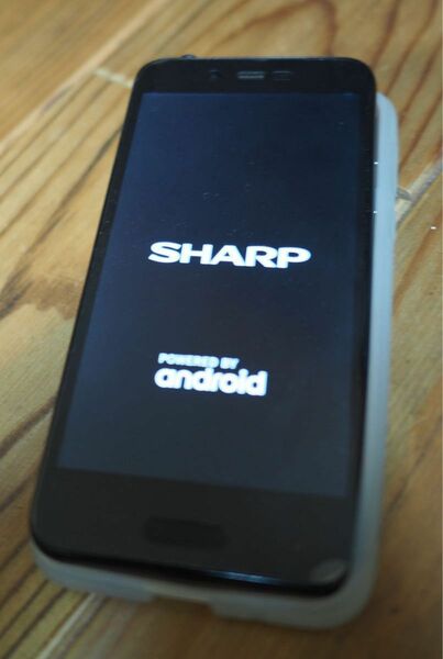 SHARP AQUOS SH-M05 SIMフリー版　Android9 スマートフォン