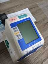 美品 動作確認済 TERUMO テルモ 自動電子血圧計 ES-P2000A アームイン 上腕式 紙箱入り_画像7