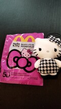 マクドナルド　ハッピーセット　ハローキティ　50周年　千鳥格子　サンリオ　ぬいぐるみ　マスコット　非売品_画像1