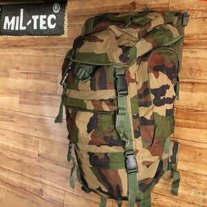 F6T/R11.30-1　米軍　US ARMY　MIL-TEC　ウッドランドカモ　民間　デイパック　バックパック　リュックサック　バッグ