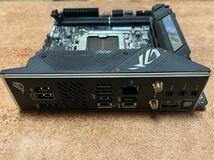 ASUS ROG STRIX B650E-I GAMING WIFI　マザーボード　mini-ITX B650I_画像5
