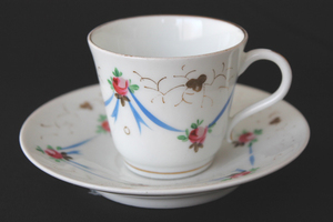 Art hand Auction Sale! ■ Cute roses and ribbons, hand painted antique, Coffee cup & saucer/Sale ■, antique, collection, miscellaneous goods, others