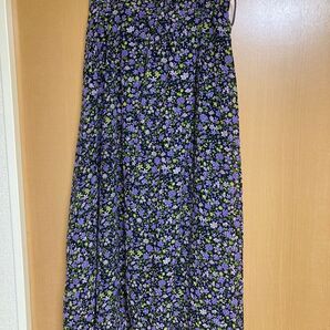 小花柄マキシスカート