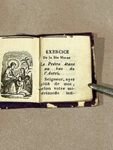 豆本 聖書 祈祷書 フランス アンティーク 19世紀 イエス キリスト 教会 聖母 聖人 聖品_画像8