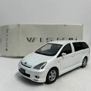 非売品 TOYOTA ディーラー特注 1/24 WISH パールホワイト カラーサンプル トヨタ 初代 ウィッシュ X S pkg. ミニカー モデルカー