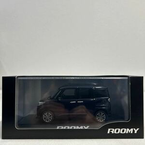 非売品 TOYOTA ディーラー特注 1/30 ROOMY クールバイオレットクリスタルシャイン カラーサンプル トヨタ ルーミー ミニカー モデルカー