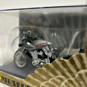 ixo MUSEUM 1/24 SUZUKI KATANA 1982 Silver イクソ スズキ 刀 カタナ 旧車 バイク GSX1100S 完成品 ミニカー モデルカーの画像6