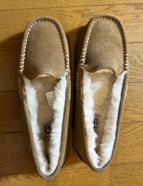 UGG　アグ　アンスレー　ダコタ　モカシン　ムートン　スリッポン　ugg