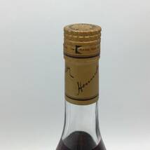 F15□【未開栓】Hennessy ヘネシー VSOP スリムボトル ブランデー コニャック 700ml 40% 洋酒 古酒 ※エンブレム取れ □_画像5