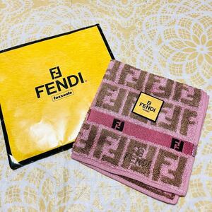 新品/FENDI/タオルハンカチ/正規品/フェンディ/未使用/即決あり/ズッカ柄/匿名発送/58/タグ付き/綿100％/シルク100％/ハンドタオル/ピンク