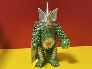 バンダイ　ソフビ　人形 ウルトラ怪獣シリーズ『タイラント』1991年製タグ付き　日本製