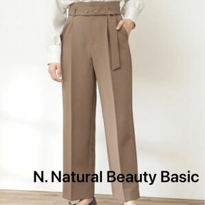 【N. Natural Beauty Basic】ボタンベルト付ストレートパンツ