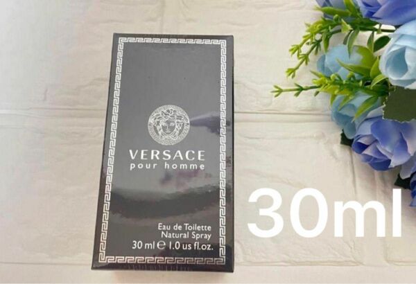 ヴェルサーチ VERSACE 香水　30ml 新品未開封　人気香水　