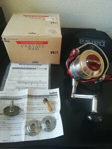 超希少 美品 DAIWA セルテートカスタムボディ 3000 レッド RCS BASSART ダイワ ＩＺＥ FACTORY Made in JAPAN