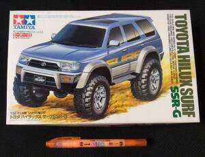 タミヤ　1/32 スケール　トヨタ ハイラックス サーフ　トヨタ自動車　ミニ四駆　プラモデル　四輪駆動　接着剤不要　モーターつき