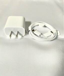 【送料無料　未使用に近い】apple純正　電源アダプタ 20W MODEL A2305 USB-C ライトニングケーブル