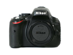 NIKON D5100