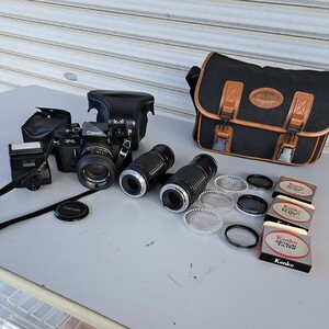 Canon カメラ1台 　レンズ2フラッシュ1台　Kenko レンズ3個ケース付き フィルムカメラ