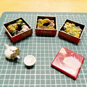 リーメント 和食日和　おせち　不揃い　難あり　お正月　重箱　ドールハウス ミニチュア 送料無料