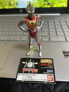 R5　HG ガシャポン ウルトラマン 　ガイア