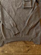 イタリア製 胸ポケット付き クルーネックニット セーター ウール100% 上野商会 ハイゲージニット 薄手_画像6