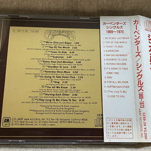 CARPENTERS - THE SINGLES 1969-1973 32XB-39 国内初版 日本盤 帯付 税表記なし3200円盤 廃盤 レア盤の画像2