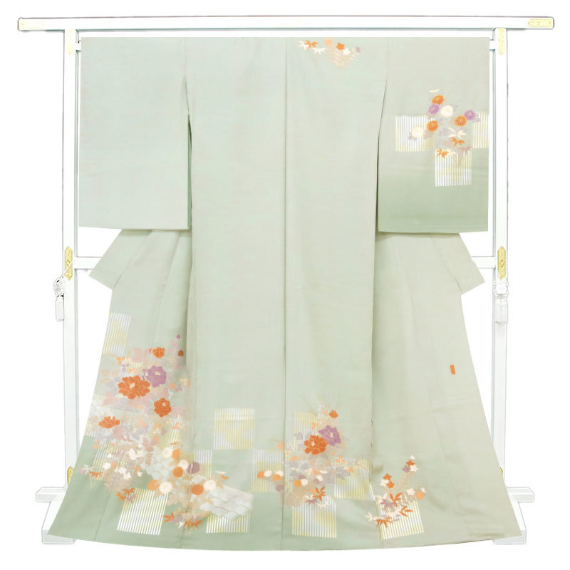 ※Store renovation and inventory clearance sale! [Free tailoring] Kyoto Yuzen craft dyed formal kimono ☆ Hand-painted dyeing, Gold leaf processing, Hem blur dyeing ☆ Lingbo auspicious seasonal flower pattern (s03107), Women's kimono, kimono, Visiting dress, Untailored