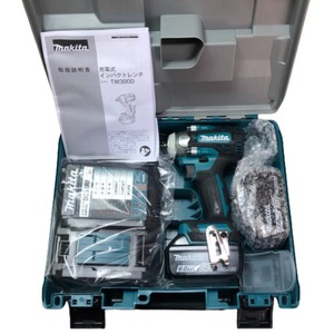 ◇◇ MAKITA マキタ 充電式インパクトレンチ 18ｖ 充電器・充電池2個・ケース付 TW300DRGX ブルー 未使用に近い