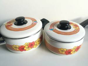  Showa Retro horn low saucepan 2 point set Fuji horn low single-handled pot two-handled pot made in Japan enamel saucepan enamelled retro pop Vintage antique 